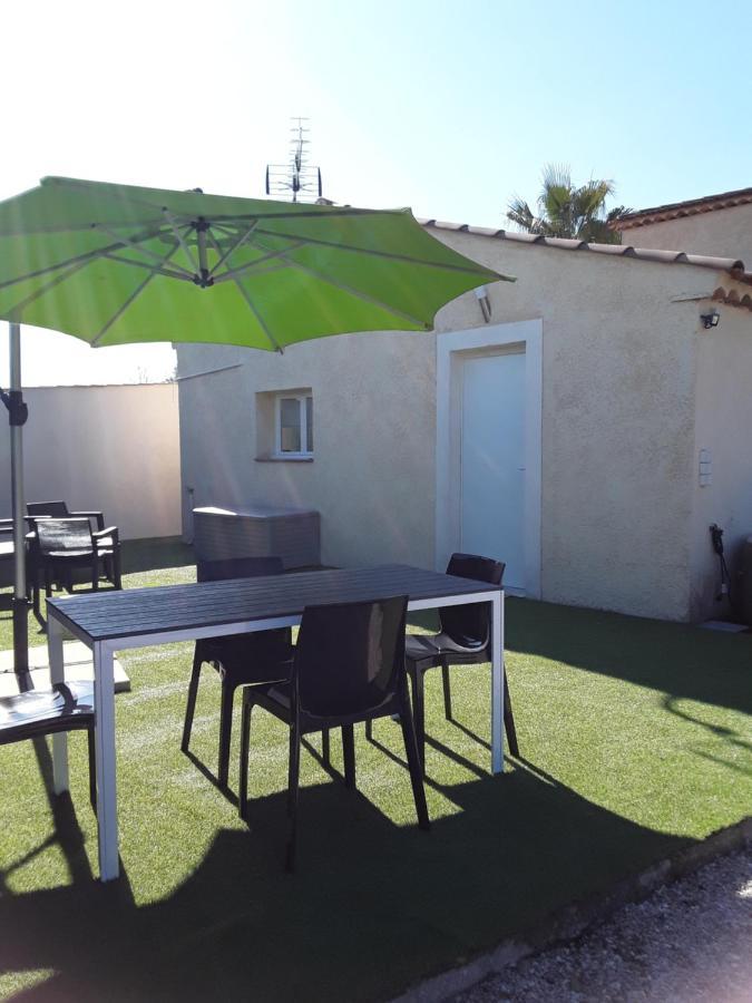 F1 Avec Un Espace Jardin Lägenhet Gattières Exteriör bild